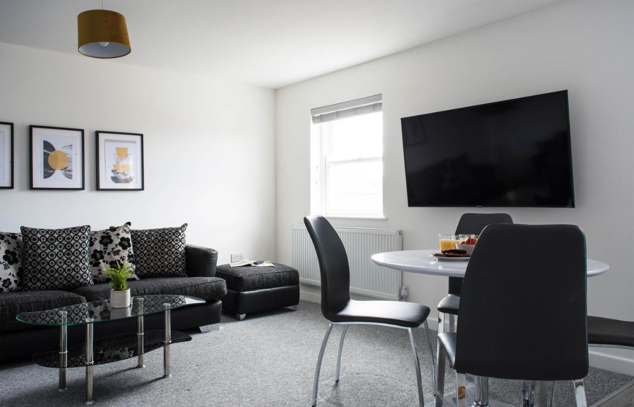 2 Bedroom Apartment Leamington Spa Hosted By Golden Key Lillington  Exterior foto